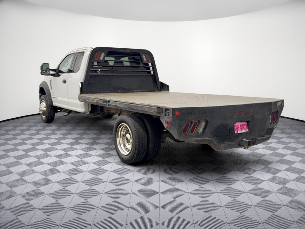 Used 2017 Ford F550 4x4 SuperCab Super Duty image 3