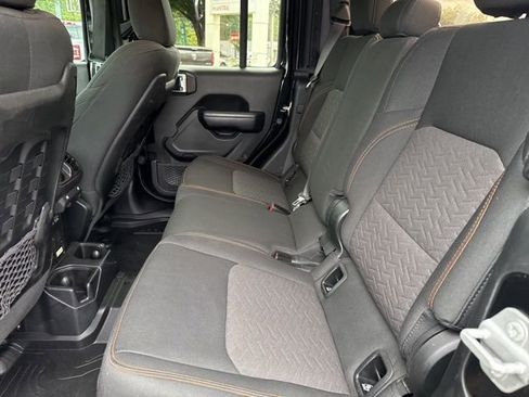 Certified 2020 Jeep Gladiator Mojave image 23