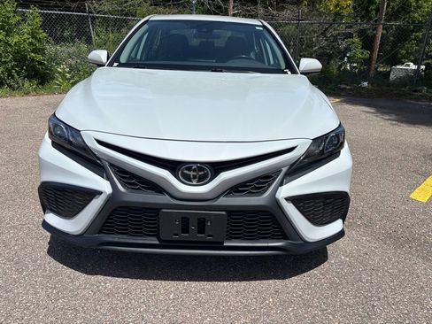 Used 2023 Toyota Camry SE FWD image 10