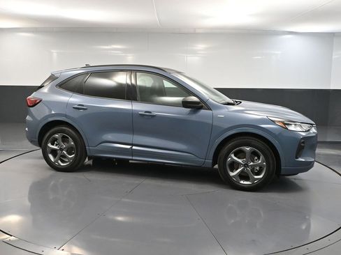 Used 2024 Ford Escape ST-Line w/ Tech Pack #1 image 4