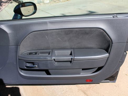 Used 2008 Dodge Challenger SRT8 image 17