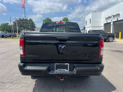 Used 2022 RAM 1500 Big Horn AWD/4WD image 6