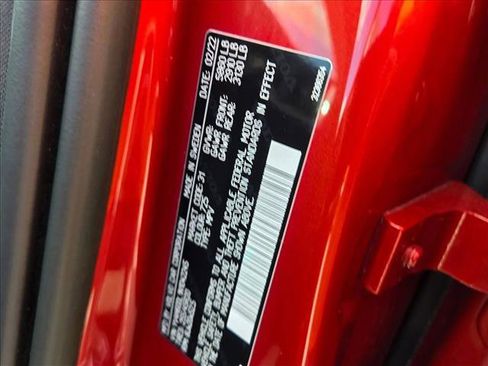 Used 2022 Volvo XC60 T8 Inscription w/ Advanced Package image 22