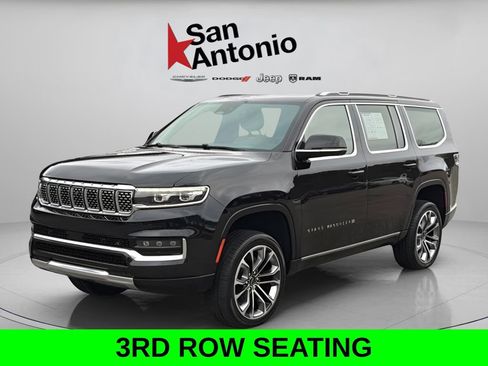Used 2022 Jeep Grand Wagoneer Series III w/ Flexible Seating Group AWD/4WD image 3