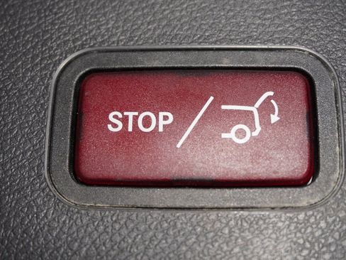 Used 2018 Mercedes-Benz GLA 250 image 10