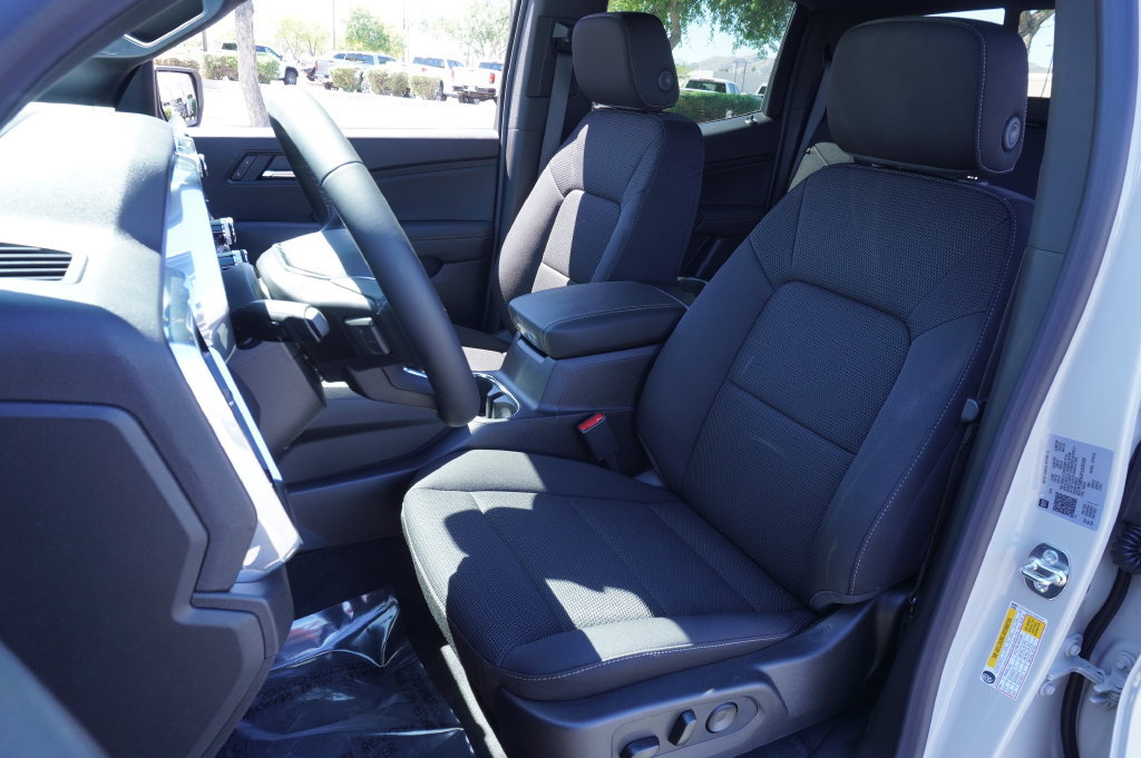New 2026 GMC Canyon Elevation w/ Convenience Package RWD image 15