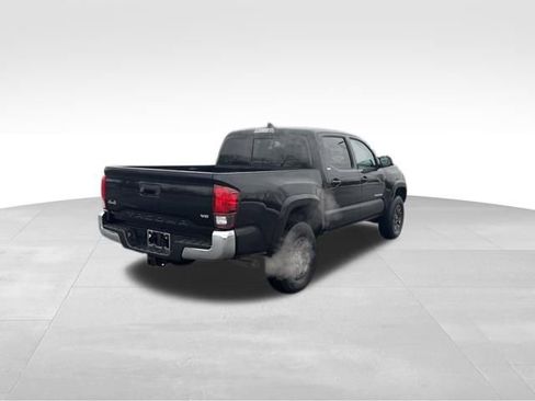 Used 2018 Toyota Tacoma SR5 image 5