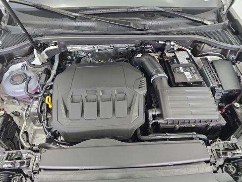 New 2025 Audi Q3 2.0T Premium image 29