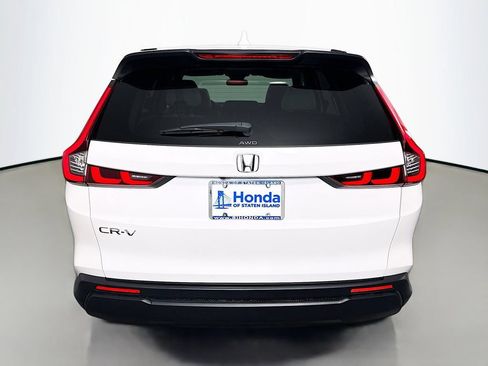 Certified 2025 Honda CR-V EX image 6