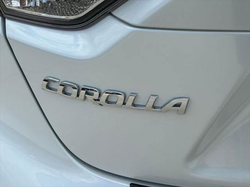 Certified 2025 Toyota Corolla SE image 13