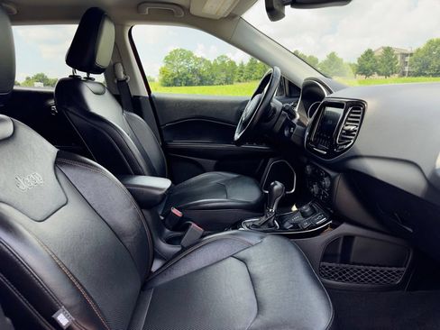 Used 2020 Jeep Compass Limited AWD/4WD image 30