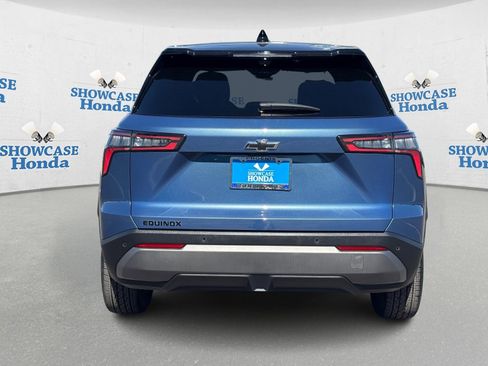 Used 2026 Chevrolet Equinox LT w/ Safety and Technology Package image 7