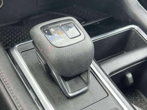 Used 2022 Nissan Pathfinder SL AWD/4WD image 28