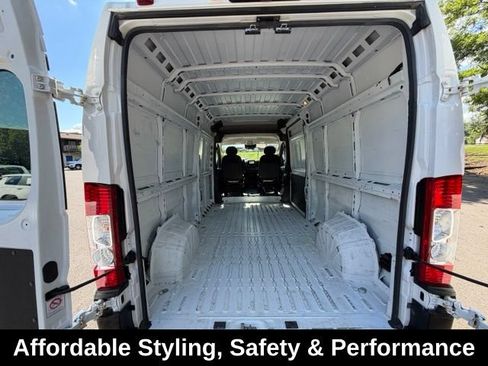 Used 2023 RAM ProMaster 2500 FWD image 30