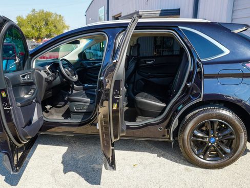 Used 2020 Ford Edge SEL w/ Convenience Package image 11