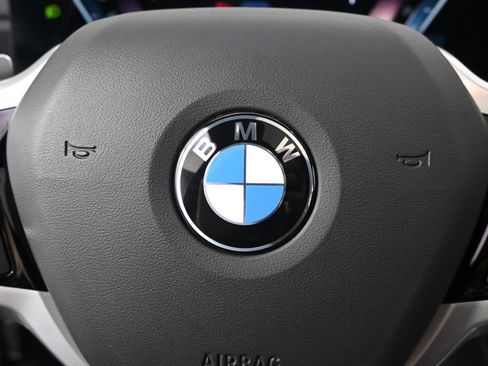 Used 2025 BMW 330i xDrive Sedan AWD/4WD image 35