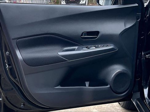 Certified 2025 Nissan Kicks Play S w/ Interior Electronics Package image 19