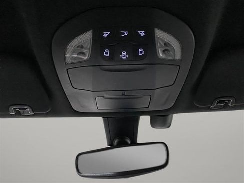 Used 2018 Chrysler Pacifica Touring Plus w/ S Appearance Package FWD image 15