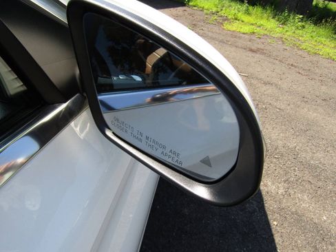 Used 2020 Mercedes-Benz C 300 4MATIC Sedan image 34