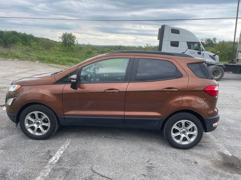 Used 2019 Ford EcoSport SE w/ SE Convenience Package FWD image 9