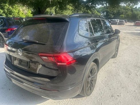 Used 2021 Volkswagen Tiguan SE R-Line FWD image 4