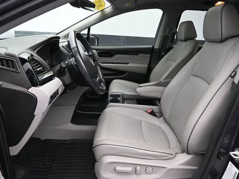 Used 2022 Honda Odyssey Elite image 25