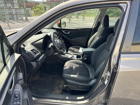 Used 2021 Subaru Forester Premium AWD/4WD image 11