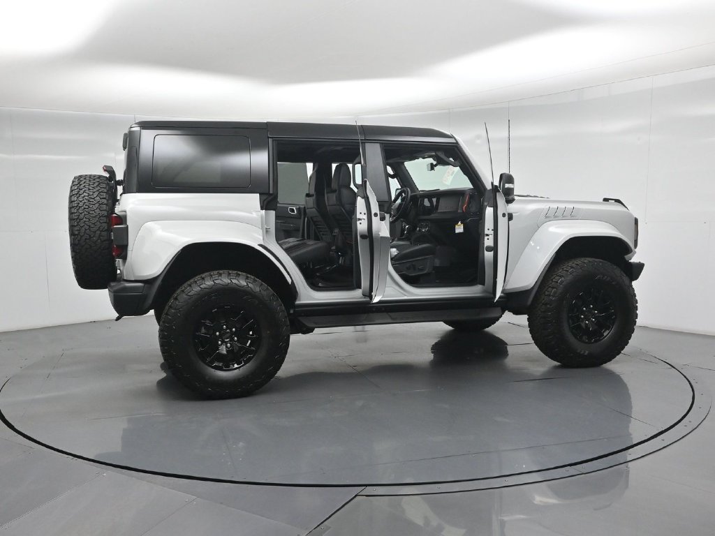 New 2026 Ford Bronco Raptor w/ Interior Carbon Fiber Pack AWD/4WD image 3