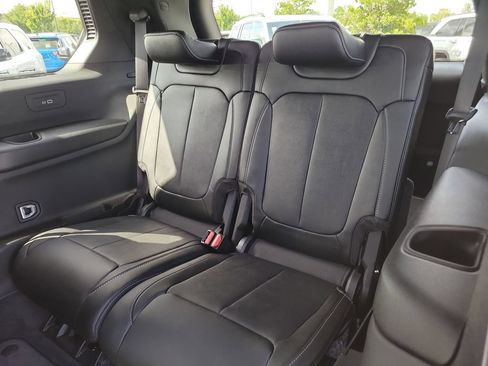 New 2026 Jeep Grand Cherokee L Limited AWD/4WD image 16