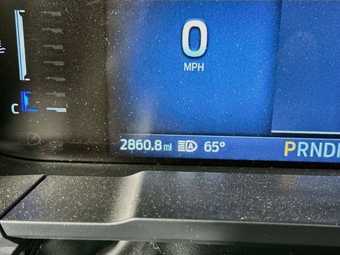 Used 2025 Ford Maverick Lobo AWD/4WD image 13