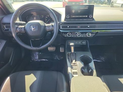 Used 2025 Honda Civic Sport image 11