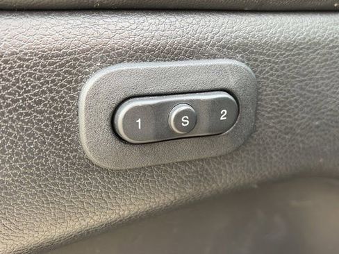 Used 2019 Jeep Grand Cherokee Limited w/ Luxury Group II image 14