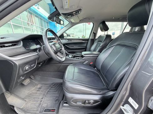 Used 2021 Jeep Grand Cherokee L Limited RWD image 21