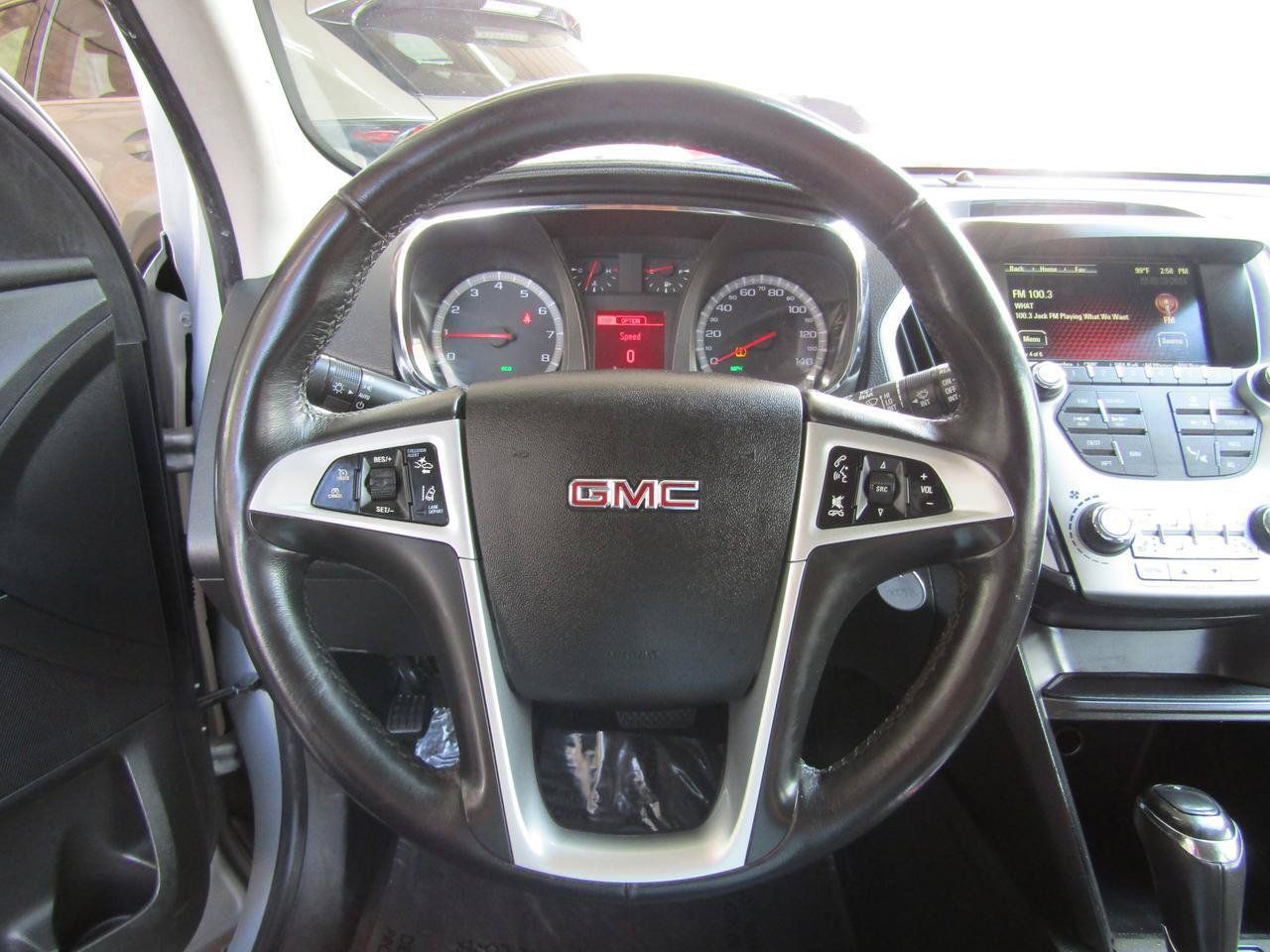Used 2017 GMC Terrain SLE w/ Technology Package AWD/4WD image 13
