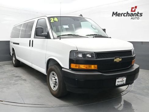 Used 2024 Chevrolet Express 3500 LS RWD image 1