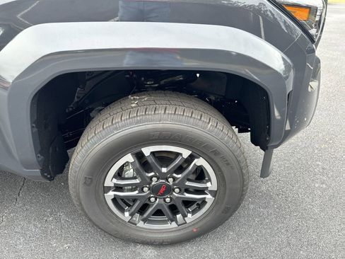 New 2024 Toyota Tacoma 4x4 Double Cab image 10