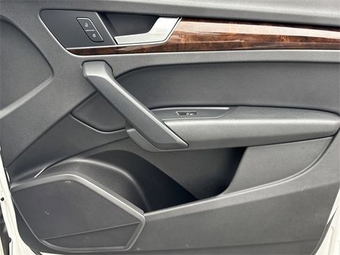 Used 2018 Audi Q5 2.0T Premium image 14