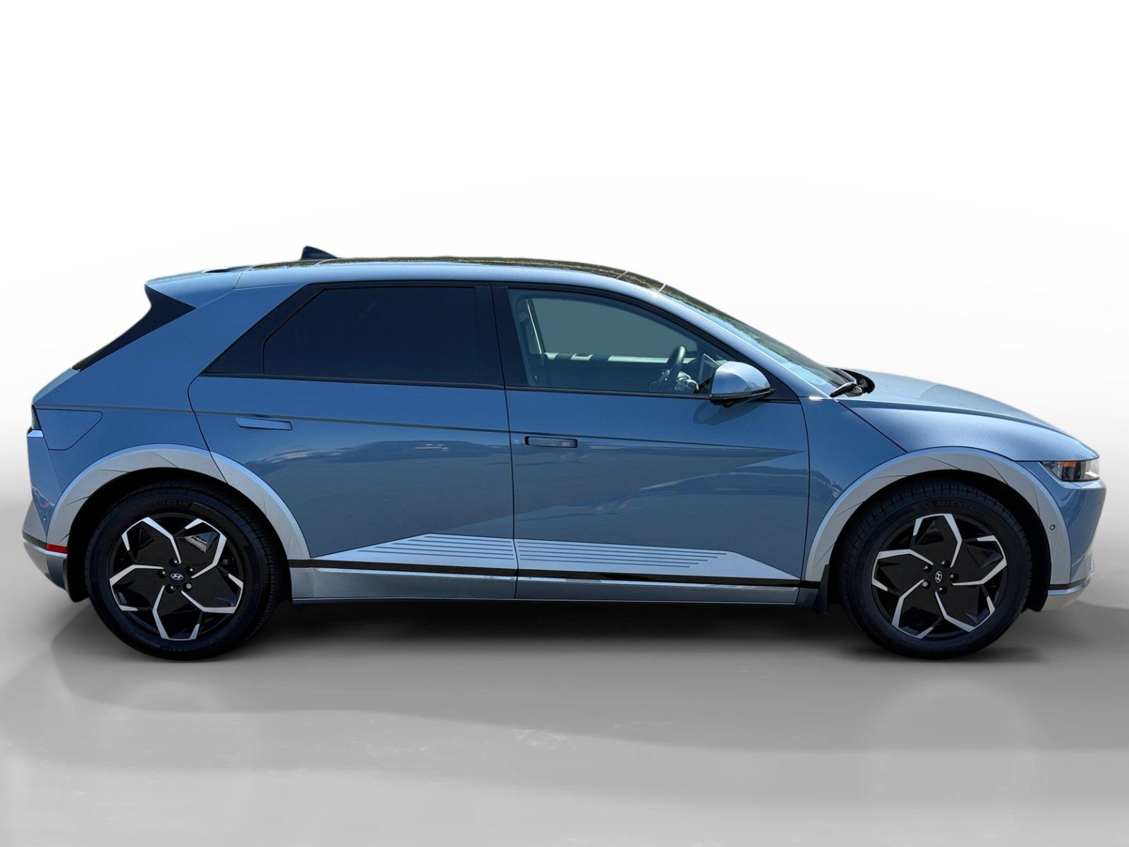 Certified 2024 Hyundai Ioniq 5 Limited RWD image 6