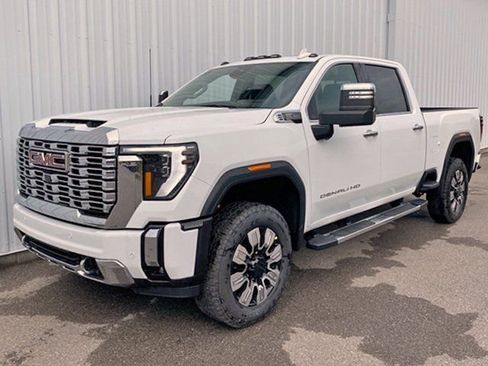 New 2026 GMC Sierra 2500 Denali w/ Technology Package image 3