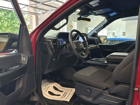 Used 2025 Ford F150 STX w/ STX Black Appearance Package AWD/4WD image 7
