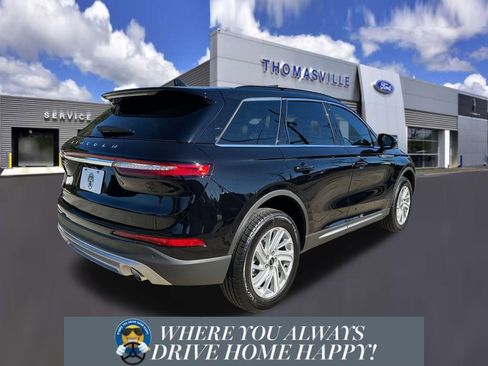 New 2026 Lincoln Corsair Premiere image 3