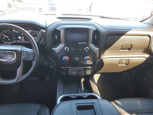 Used 2021 GMC Sierra 1500 Denali w/ Denali Ultimate Package AWD/4WD image 14