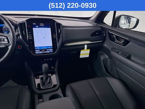 Certified 2025 Subaru Forester Limited image 29