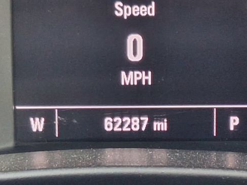 Used 2019 Chevrolet Equinox LS FWD image 12