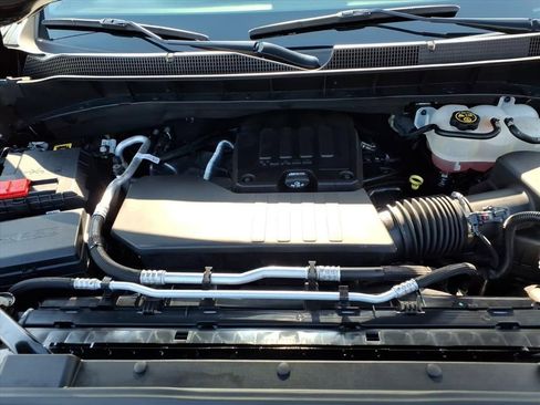 Used 2023 Chevrolet Silverado 1500 LT image 32