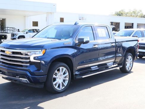 Certified 2022 Chevrolet Silverado 1500 High Country w/ High Country Premium Package image 5