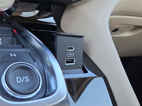 New 2026 Acura MDX SH-AWD w/ Advance Package image 9