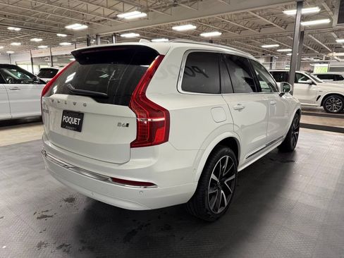 Used 2023 Volvo XC90 B6 Plus AWD/4WD image 4