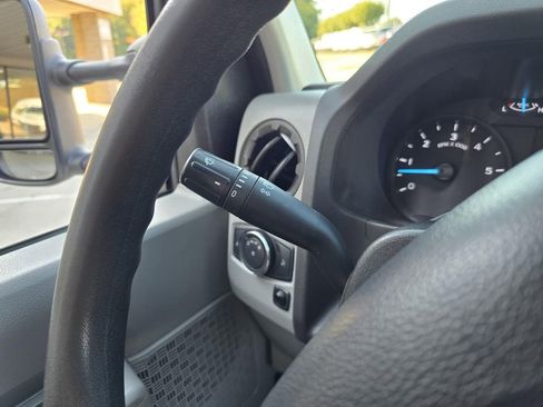 Used 2021 Ford E-450 and Econoline 450 Super Duty w/ Power Windows & Locks Group image 26