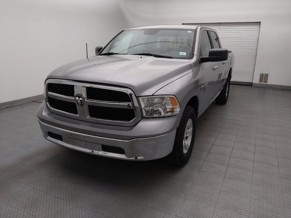 Used 2019 RAM 1500 Classic SLT AWD/4WD image 15